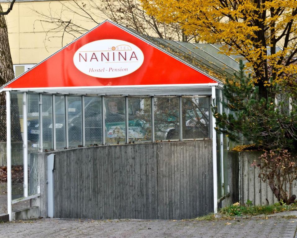 Hostel Nanina Gröbenzell 外观 照片