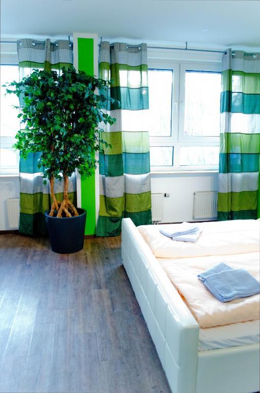 Hostel Nanina Gröbenzell 外观 照片